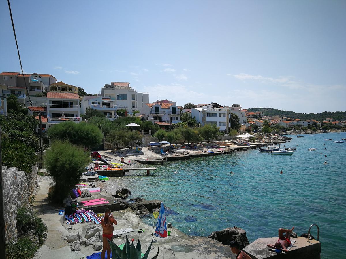 Apartments Villa Laguna With Pool Ražanj 외부 사진